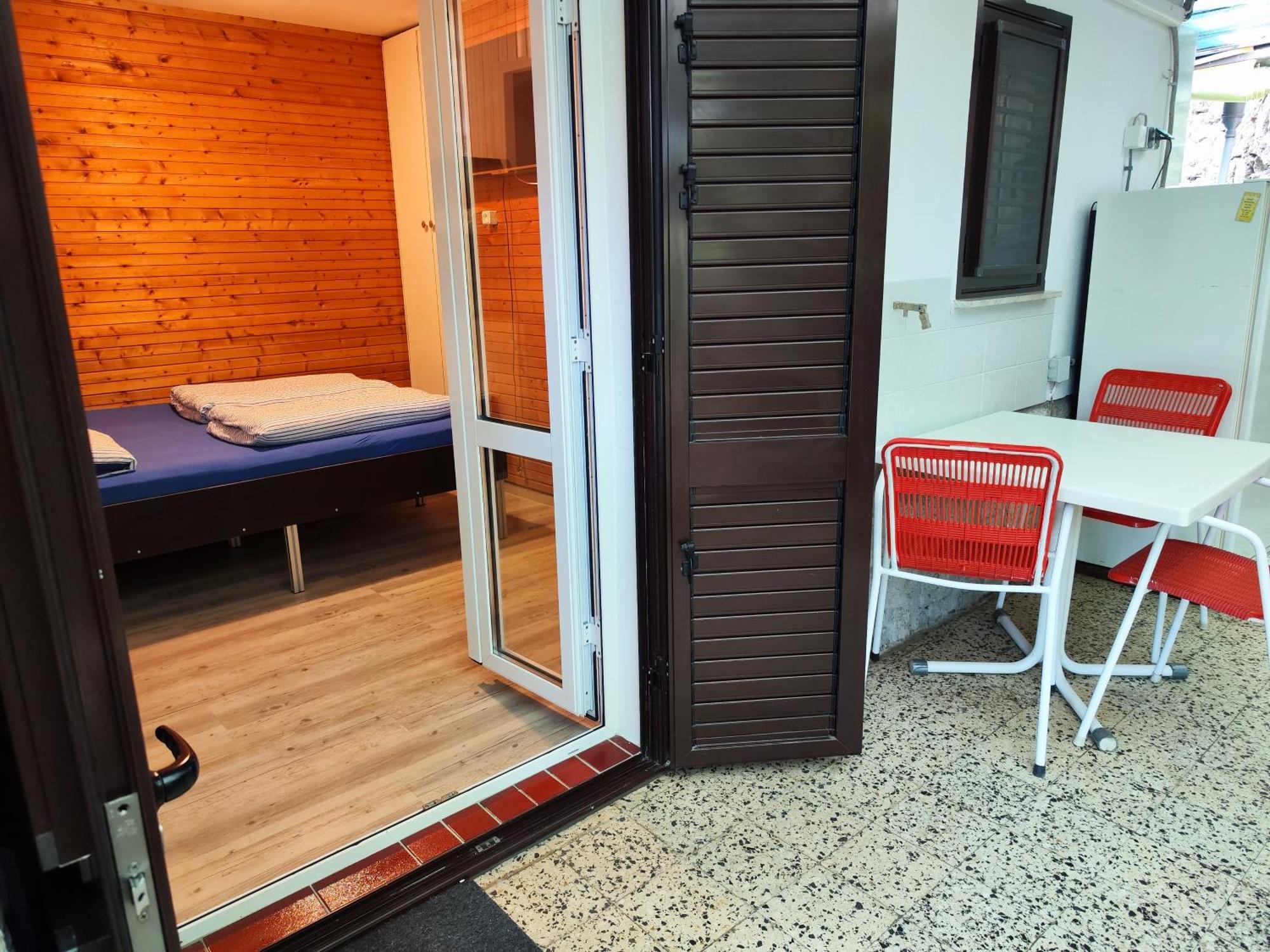Apartments Pika Krk Town Buitenkant foto